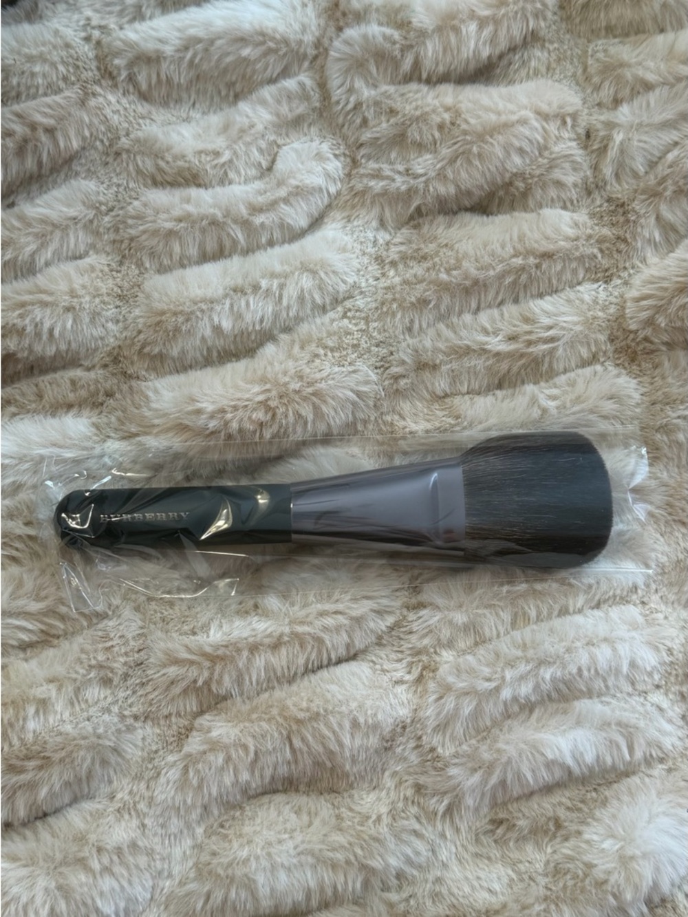 Burberry Powder Brush No. 1